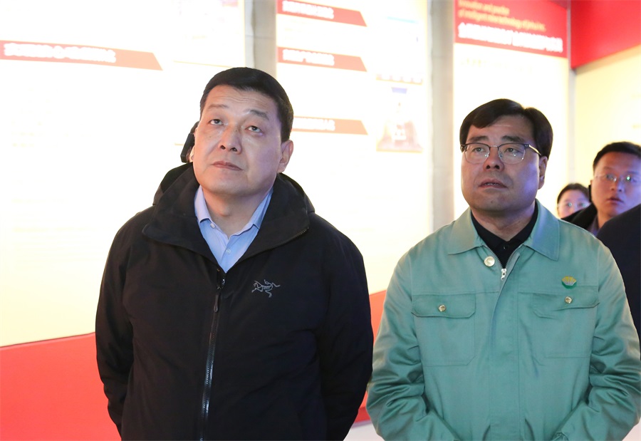 38-2023年12月，民建甘肃省委员会主任委员，全国政协委员，甘肃省政协常委，省生态环境厅厅长，省核安全局局长葛建团莅临金徽股份调研。.jpg