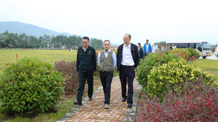 中国科学院院士张宏福和兰州大学地质科学与矿产资源学院院长孟兴民教授一行莅临金徽股份考察调研