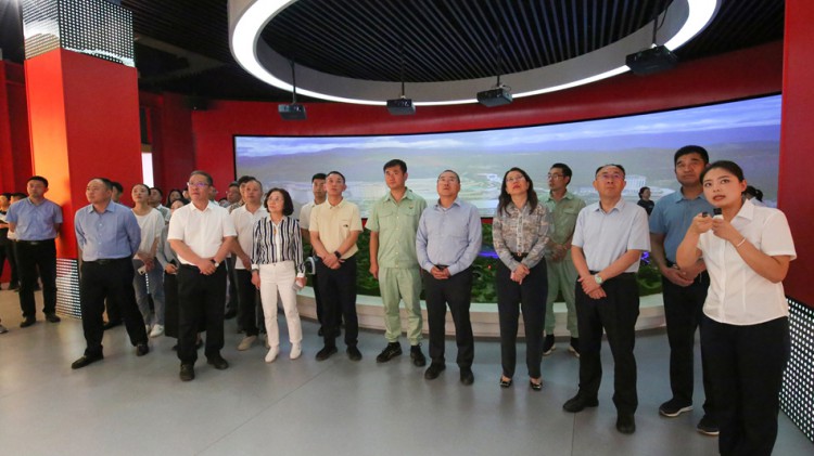 台湾省第十四届全国人大代表团莅临金徽股份指导工作